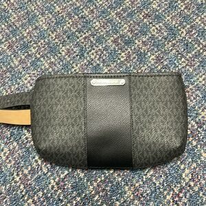 NWT Michael Kors belt Fannie pack